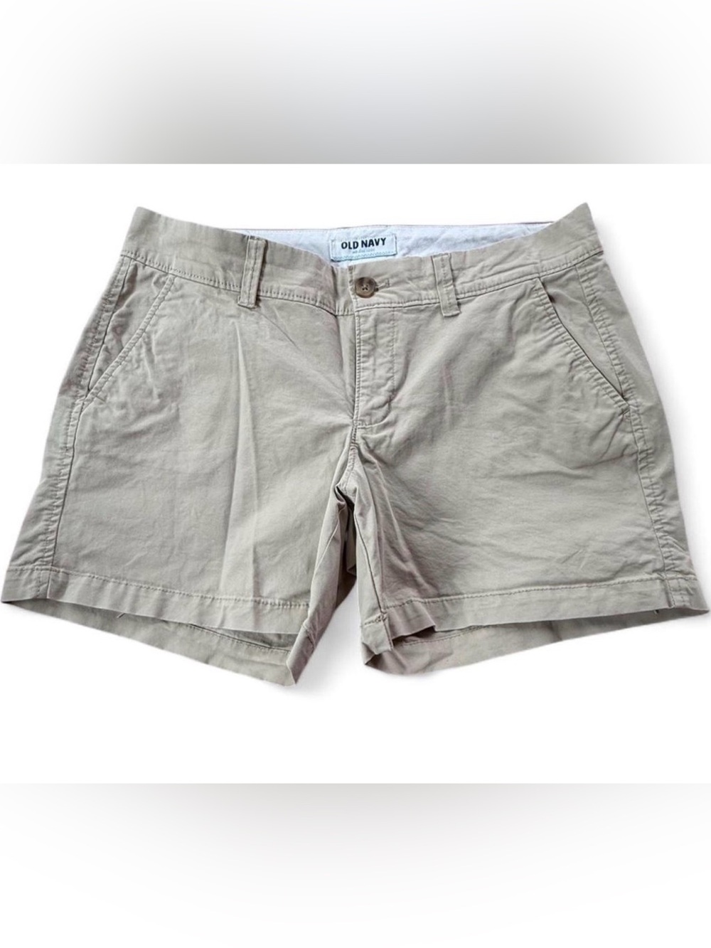 Old Navy Beige Flat-Front Women’s Chino Shorts